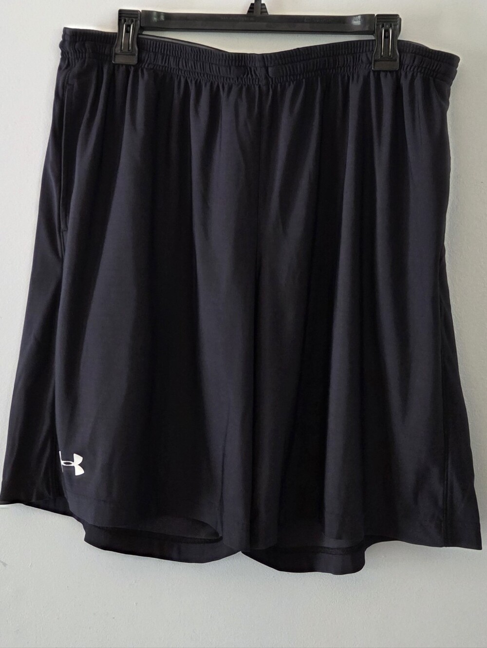 Under Armour Black Athletic Performance Shorts Size XL